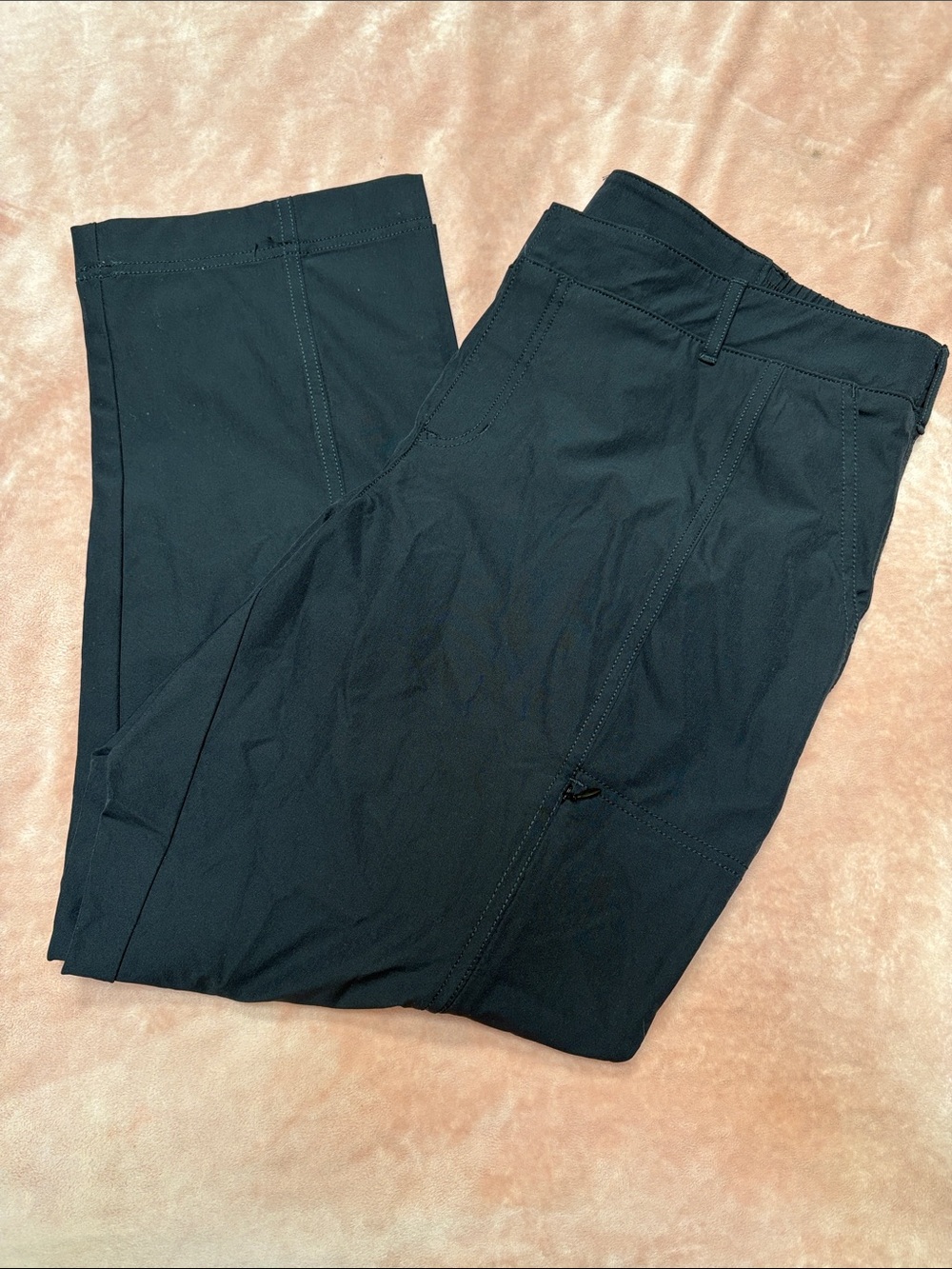 Kirkland Signature Black Travel Cropped Performance Pants 14